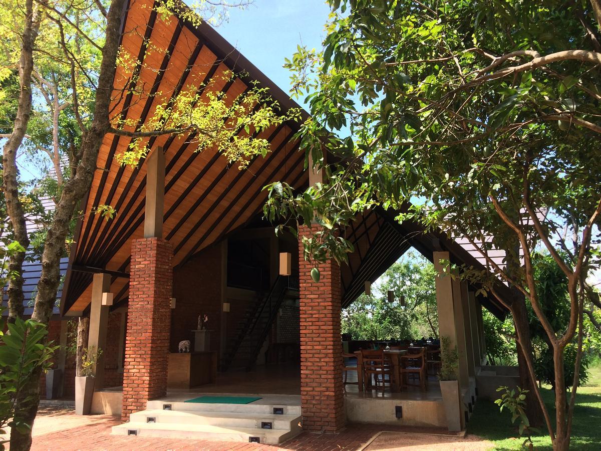 Go Go Green Resort Habarana Esterno foto